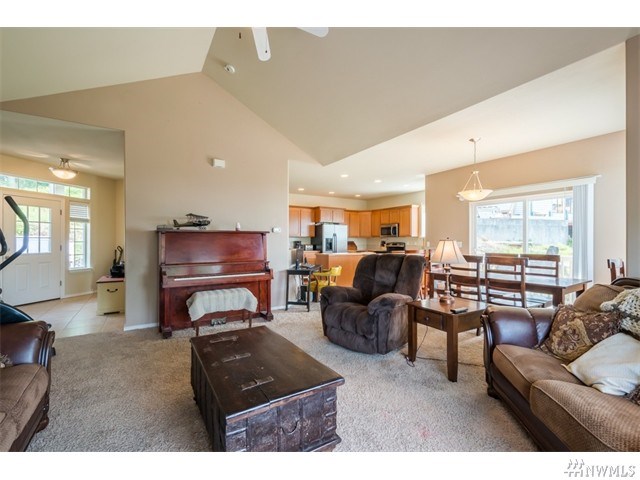 For Sale: 1895 SE Maple Dr Chehalis, WA 98532