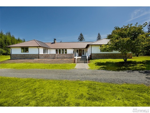 For Sale: 412 Cloquallum Rd Elma, WA 98541