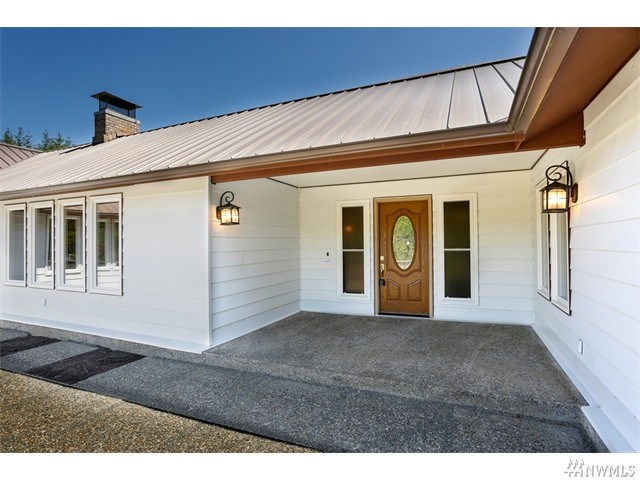For Sale: 412 Cloquallum Rd Elma, WA 98541