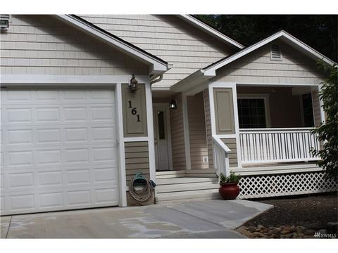 341 N Lake View Dr