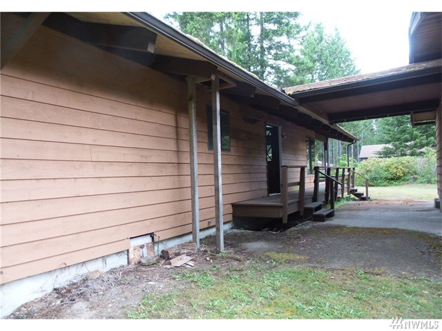For Sale: 21 N Kokanee Crst Hoodsport, WA 98548