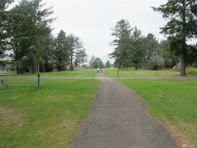 950 Sea Urchin Ct SW