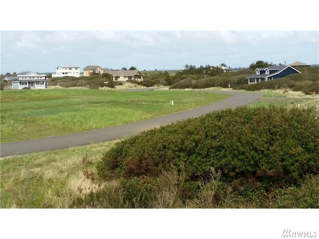 For Sale: 441 S Spinnaker Ocean Shores, WA 98569