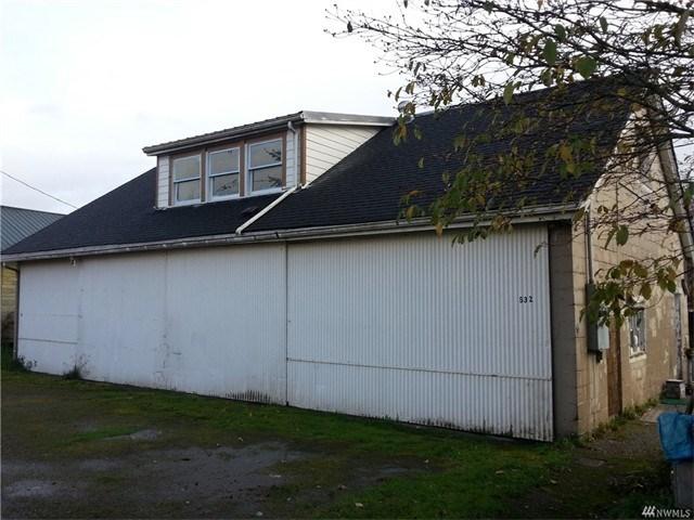 114 St Lawrence Dr