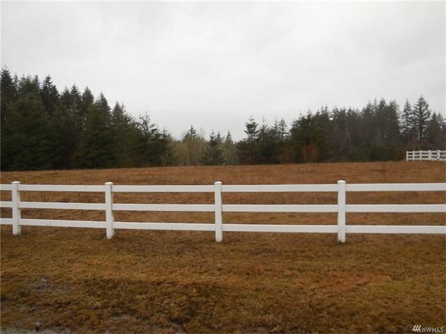 114 St Lawrence Dr