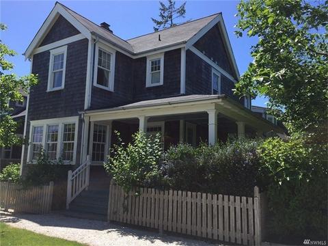 233 Meriweather St
