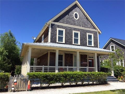 233 Meriweather St