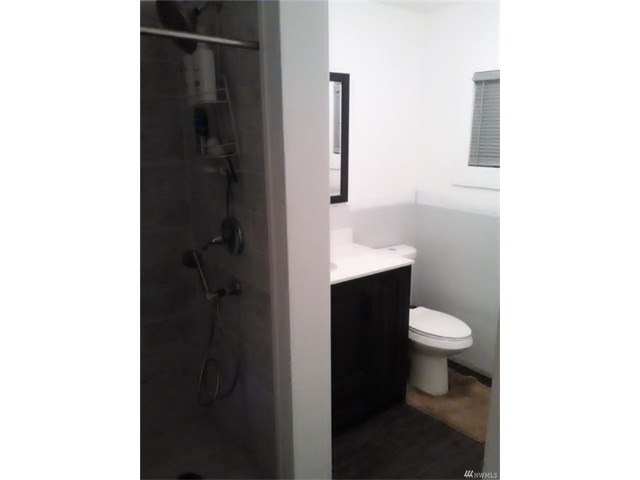 1405 Central Blvd
