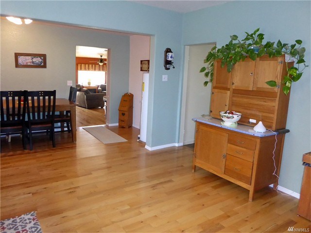 53 E Elma Gate Rd