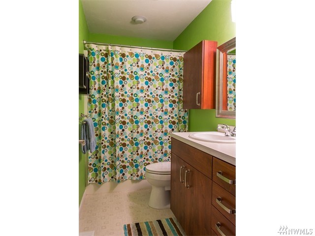 For Sale: 260 E Willow Blue Ln Shelton, WA 98584