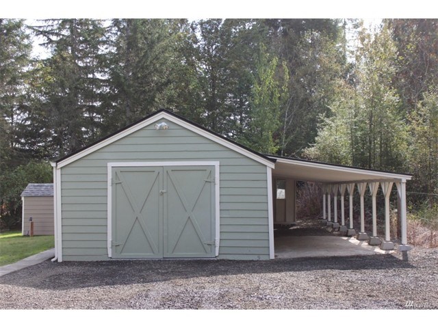 180 SE Channel Point Rd