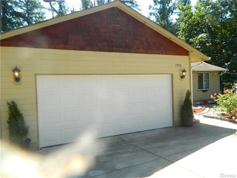 22413 Basin View Ct SE