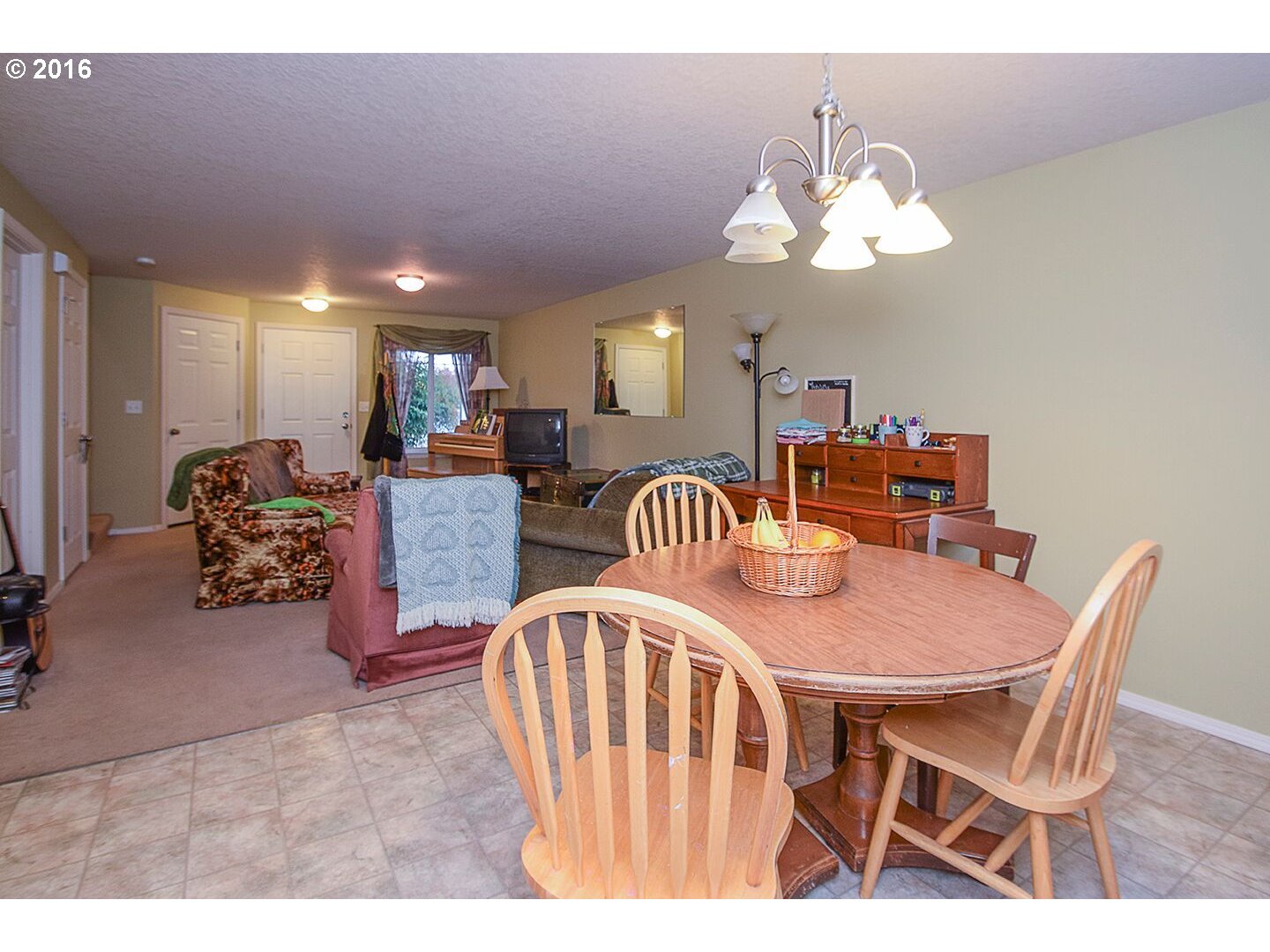 1408 SE 5th Way