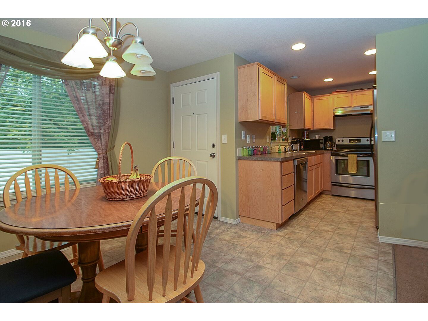 1408 SE 5th Way