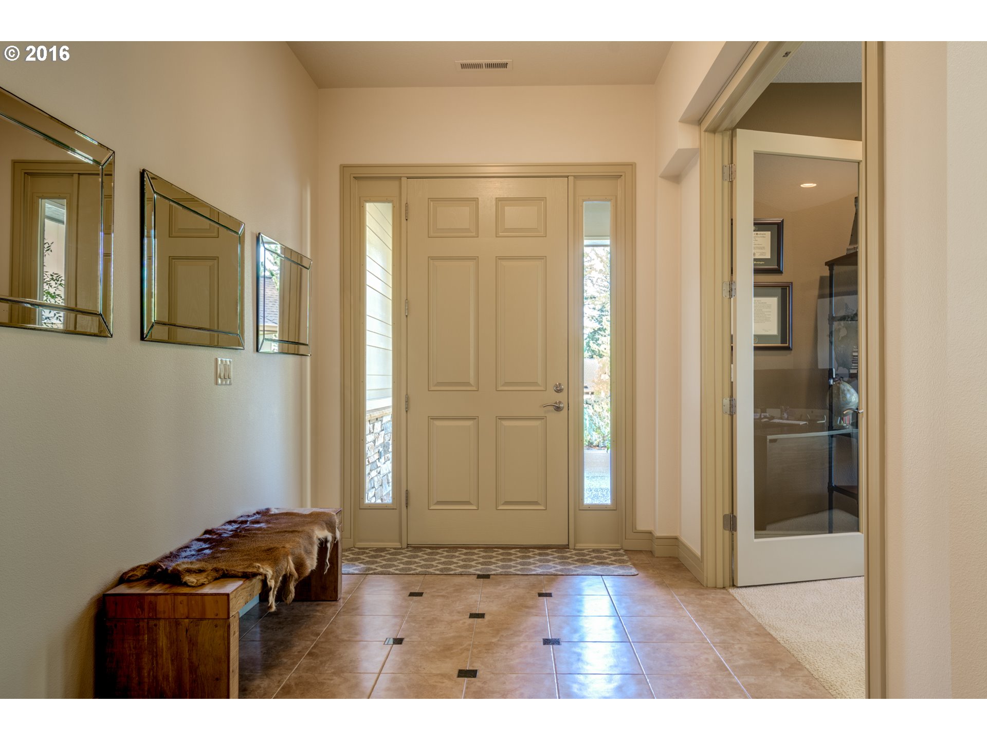 5826 NW Inglewood Ct