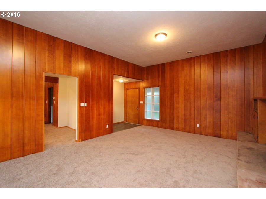 1071 Cowlitz View Ct