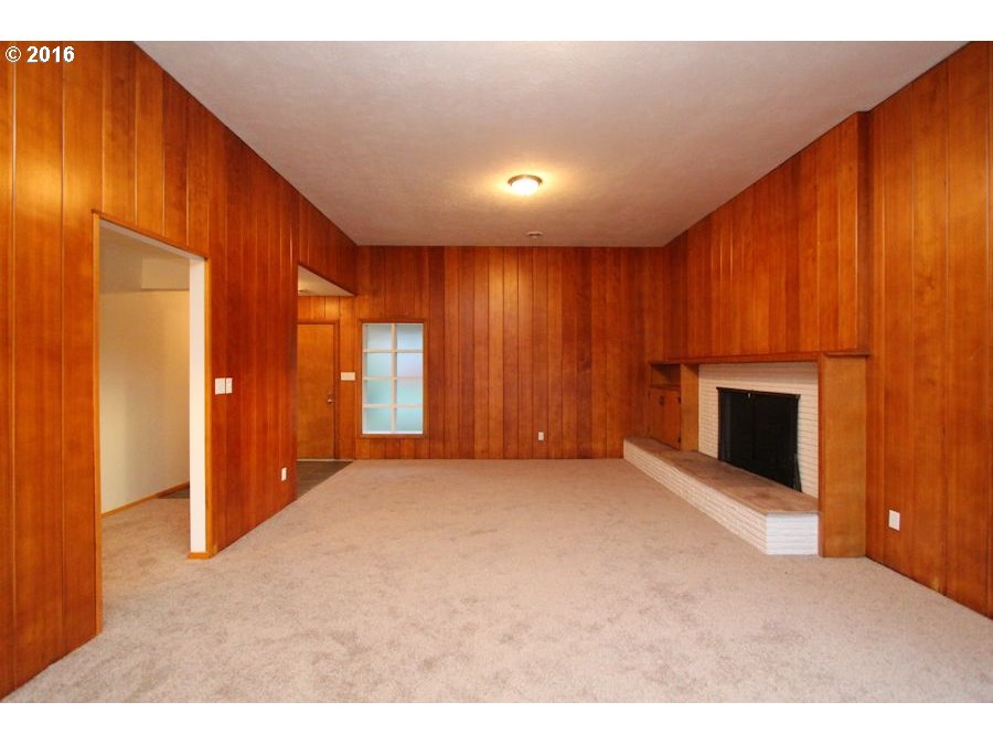 1071 Cowlitz View Ct