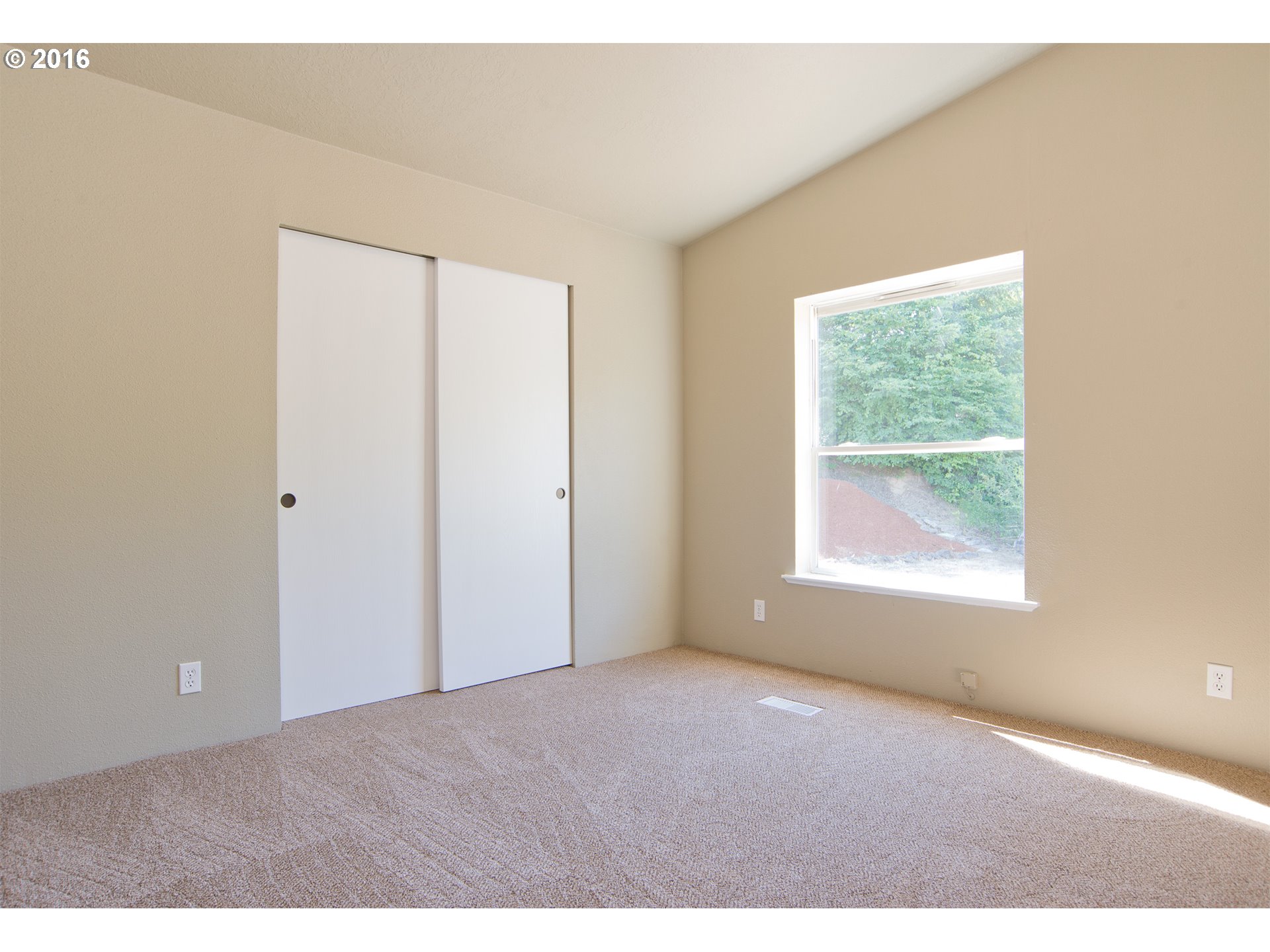 For Sale: 282 Vivian Rd Kalama, WA 98625
