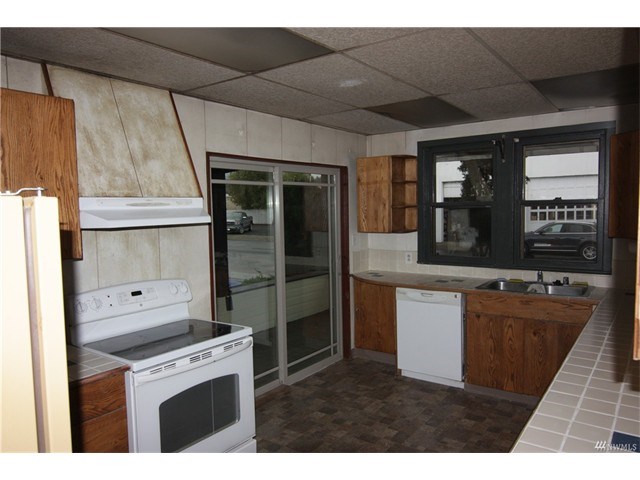 501 S 4th St