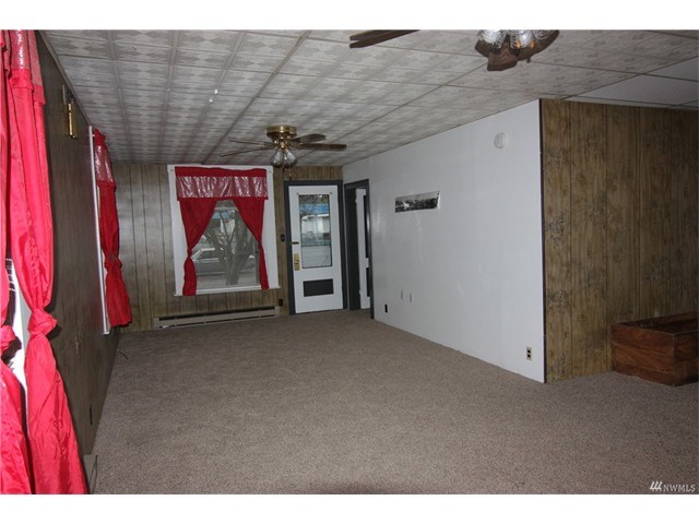 501 S 4th St