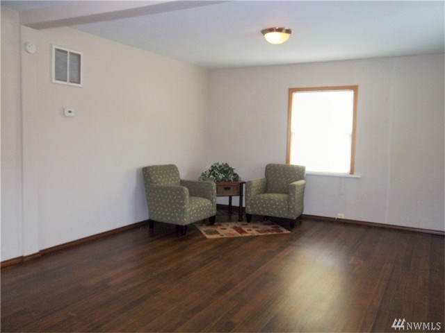 For Sale: 3645 Pennsylvania St Longview, WA 98632