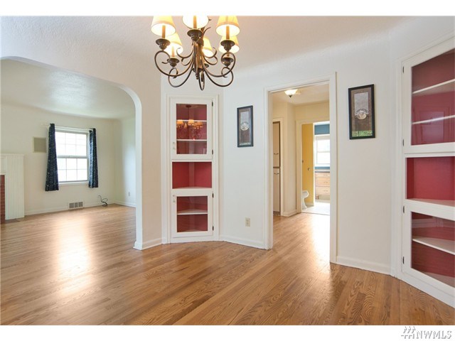 For Sale: 1062 21st Ave Longview, WA 98632