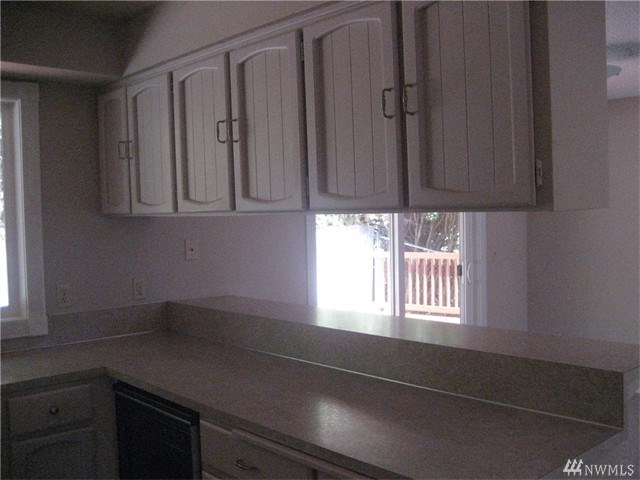 For Sale: 3156 Ammons Dr Longview, WA 98632