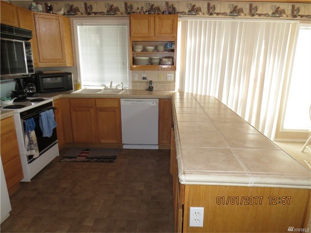 32318 J Place Pl