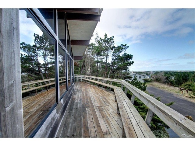 3404 Oysterville Rd