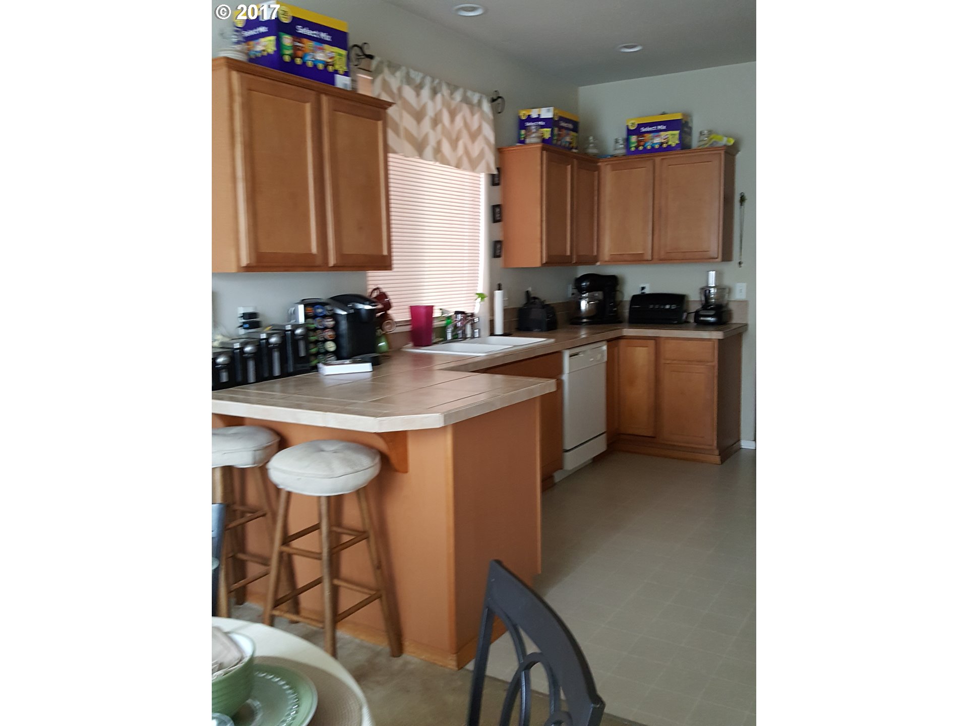 4211 NE 34th Way
