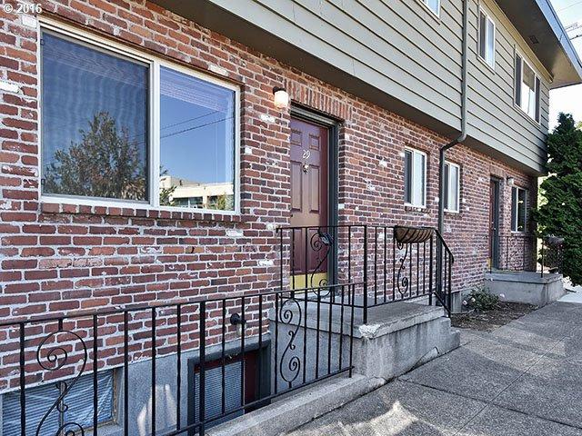 2401 Carlson Rd