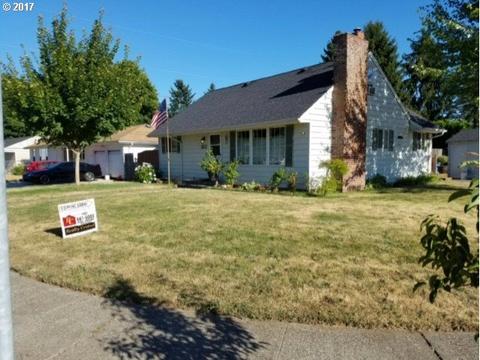 1305 NE 82nd Dr