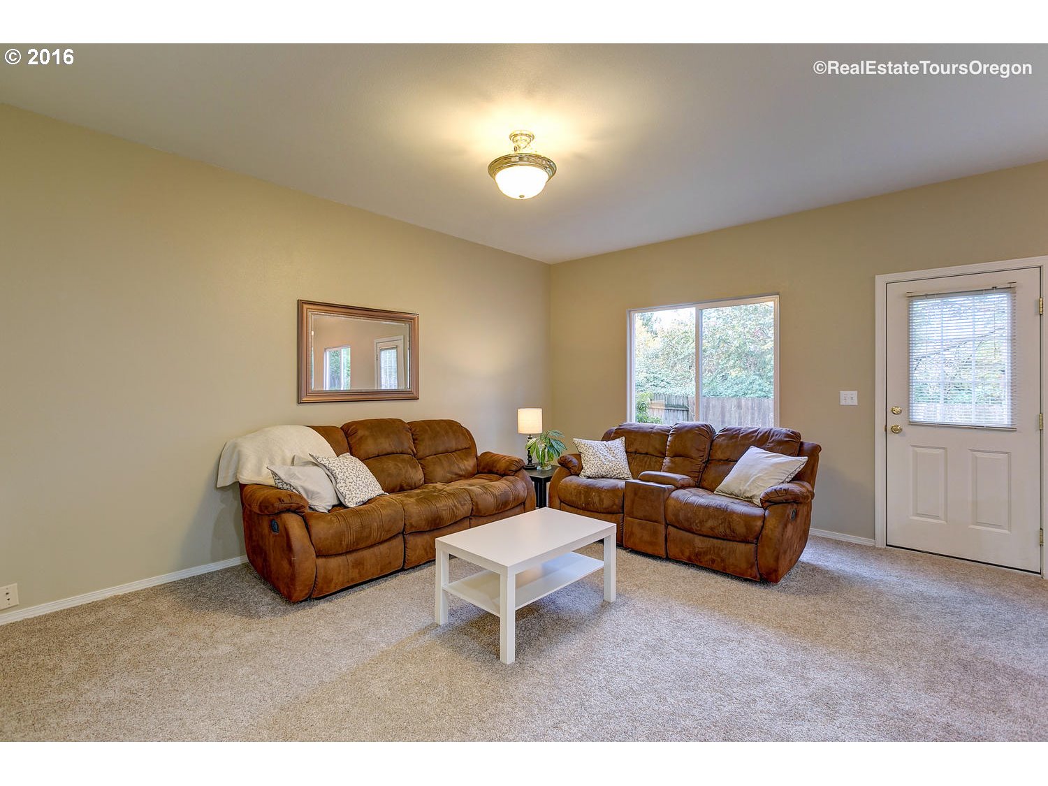 9422 NE 20th Pl