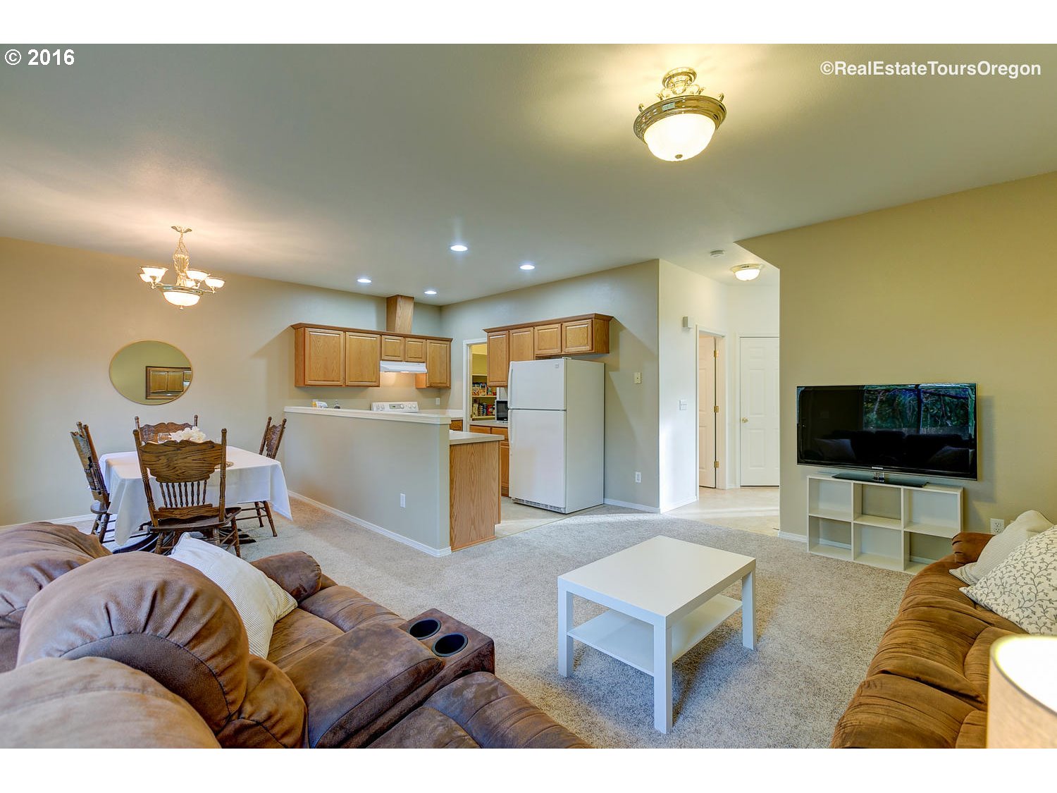 9422 NE 20th Pl