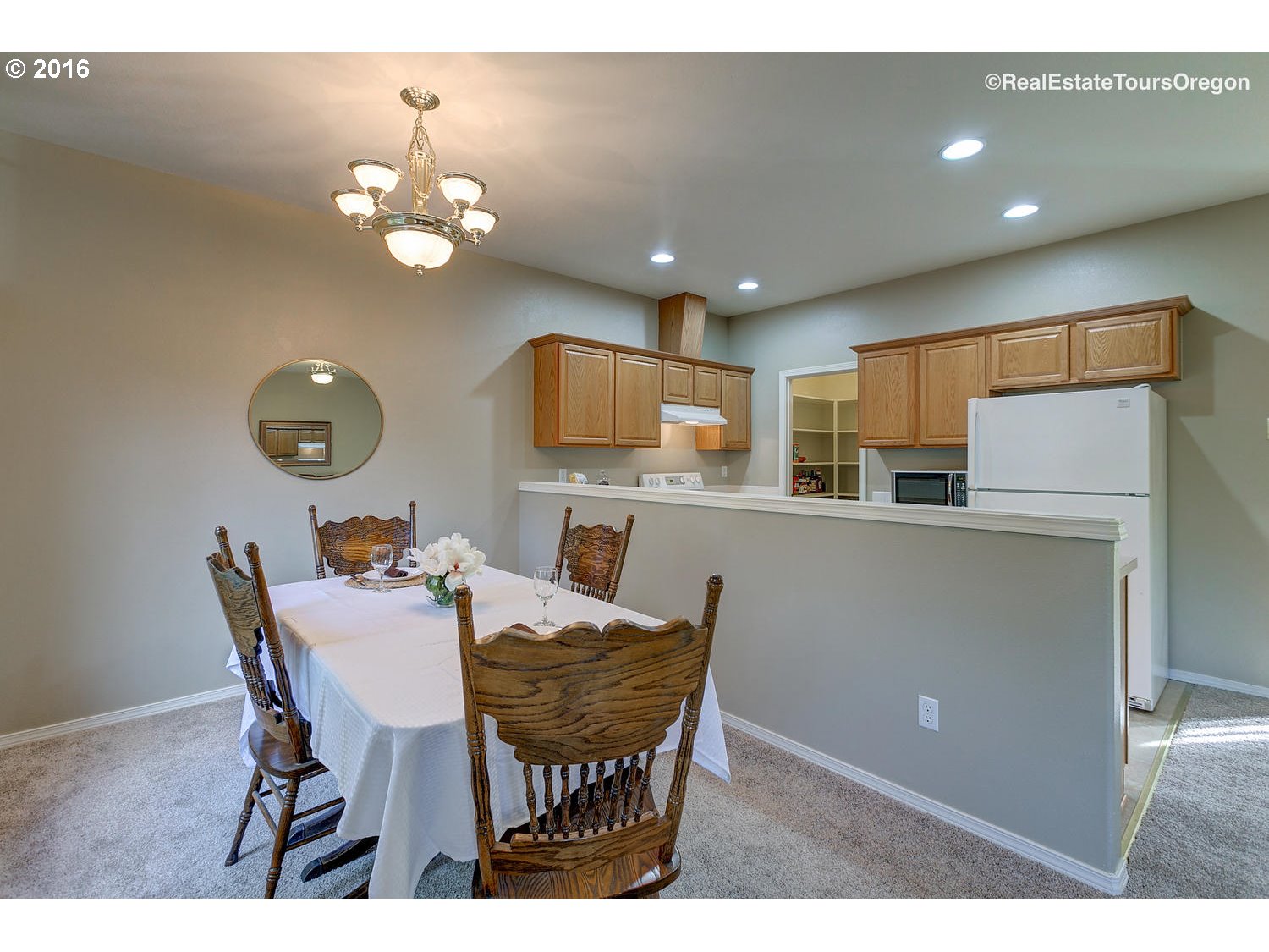 9422 NE 20th Pl