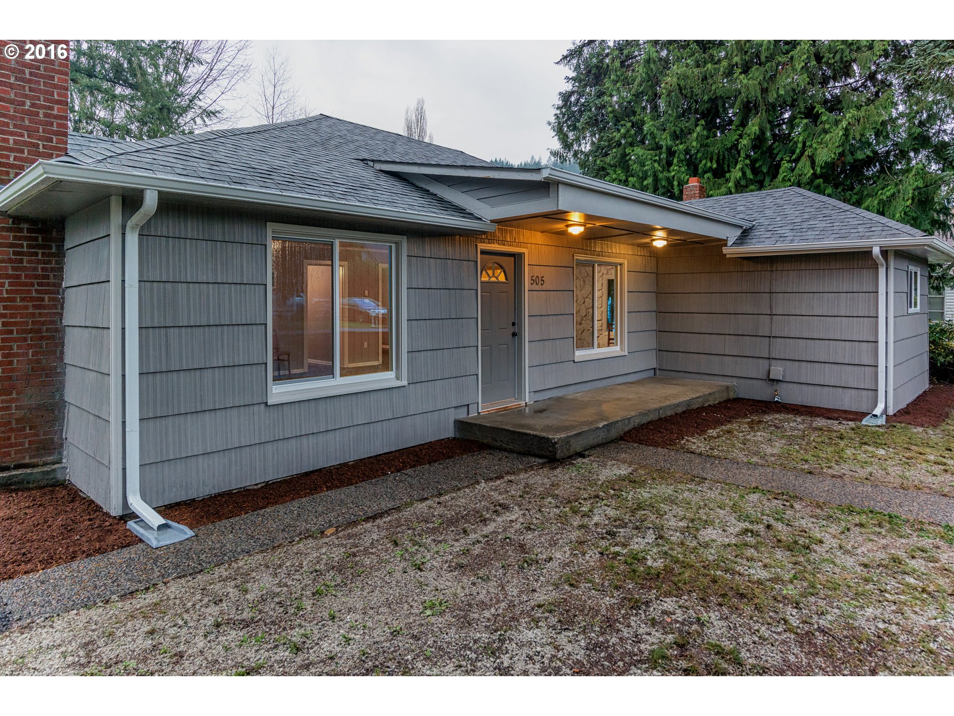 505 W Cushman St
