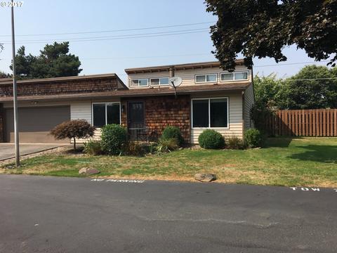 2700 Grand Blvd