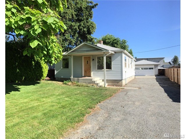 For Sale: 1812 5th St Wenatchee, WA 98801