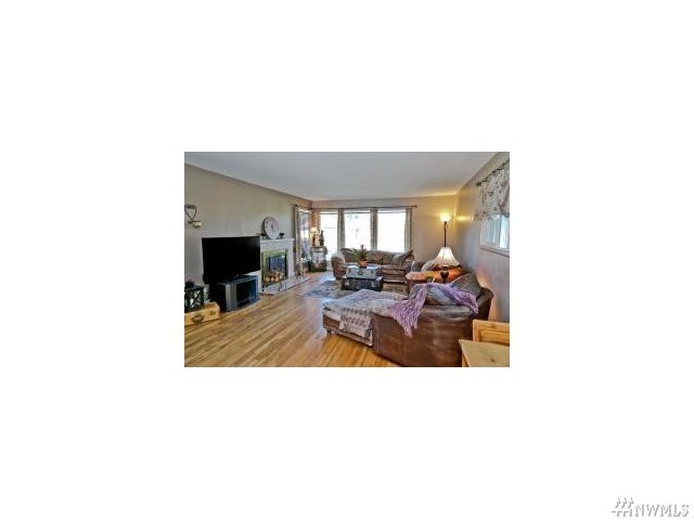 For Sale: 1114 S Monroe St Wenatchee, WA 98801