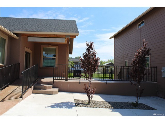 2410 N Baker