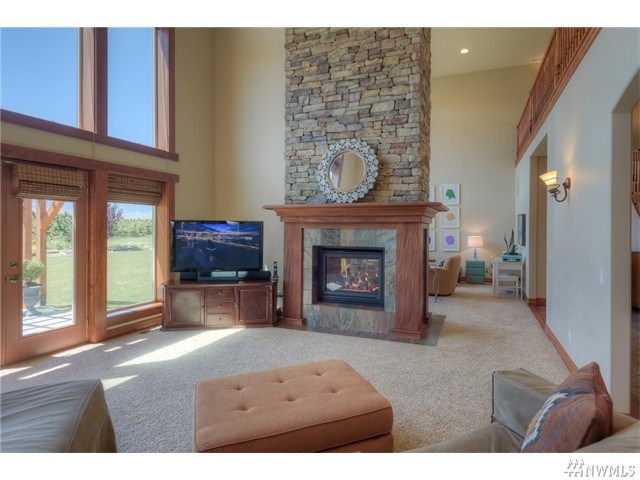 For Sale: 1005 Webb Pl S East Wenatchee, WA 98802