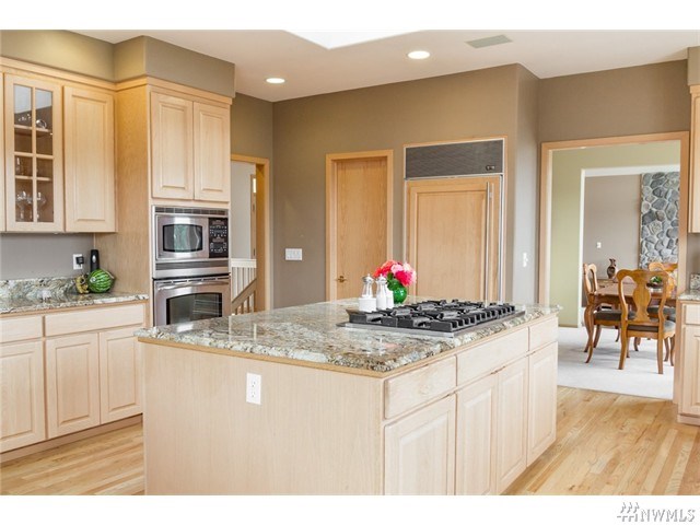 For Sale: 4611 S Lakeshore Rd Chelan, WA 98816