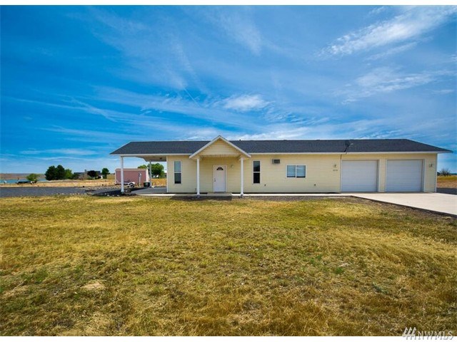 For Sale: 5278 NE Panorama Dr Moses Lake, WA 98837