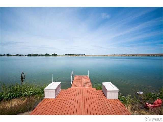 For Sale: 5278 NE Panorama Dr Moses Lake, WA 98837