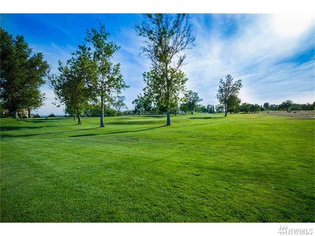 For Sale: 1260 Rd F8 NE Moses Lake, WA 98837