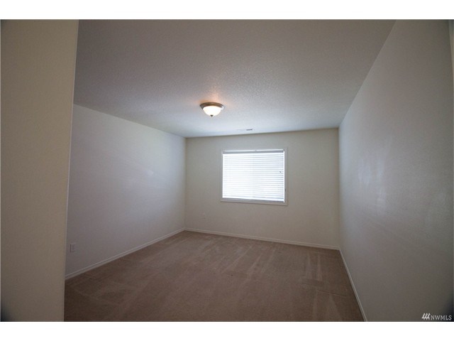 3425 W Glenmoor Dr