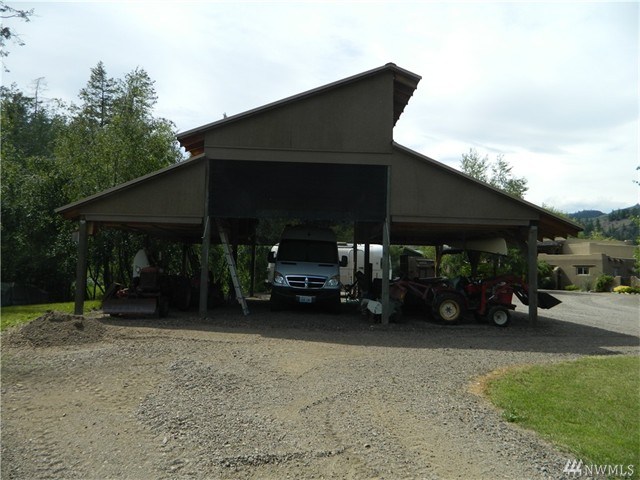 For Sale: 2 Windmill Mtn Rd Oroville, WA 98844