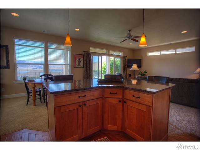 For Sale: 9108 Eagle Ln NW #A84 Quincy, WA 98848