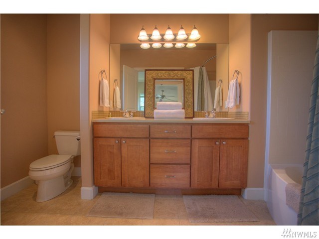 For Sale: 9108 Eagle Ln NW #A84 Quincy, WA 98848