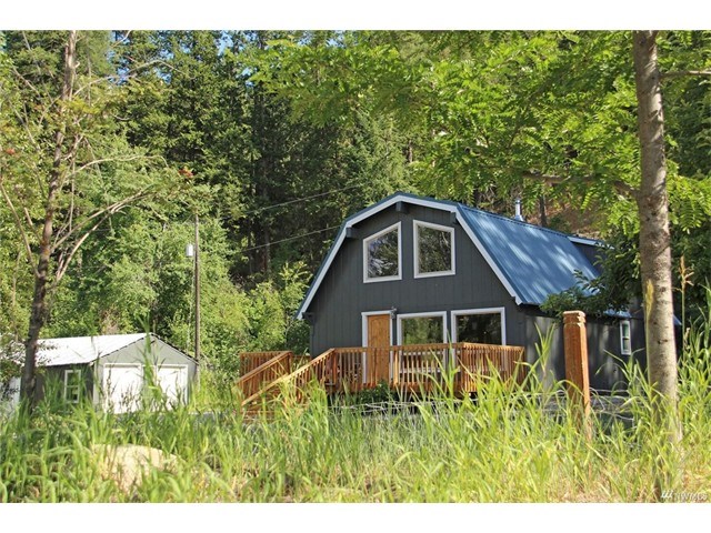 420 Cameron Lake Loop Rd